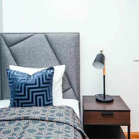 Freedom Square Apartmanhotel