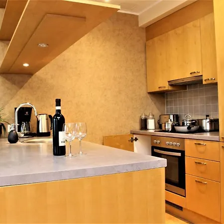 Apartmanhotel Freedom Square 4*