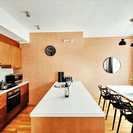 Freedom Square شقة فندقية تالين