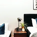 Freedom Square Aparthotel 4*